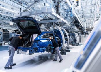 Volkswagen sẽ cắt 50% danh mục các dòng xe, giảm 50.000 nhân sự trên toàn cầu