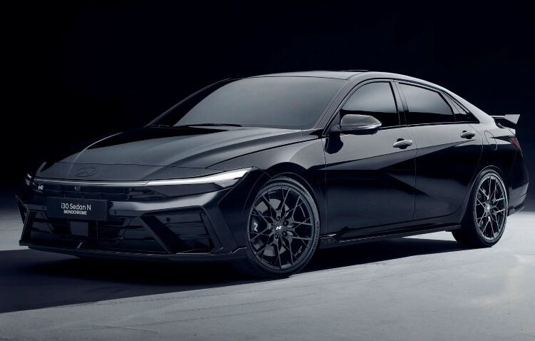 Hyundai i30 Sedan N Monochrome 2027 ra mắt với phối màu mới