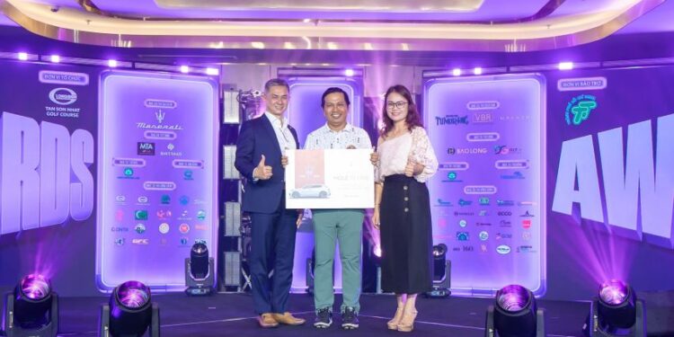 Nhờ cú đánh Hole-in-One, golfer Việt Nam sở hữu chiếc Maserati Grecale gần 4 tỷ đồng