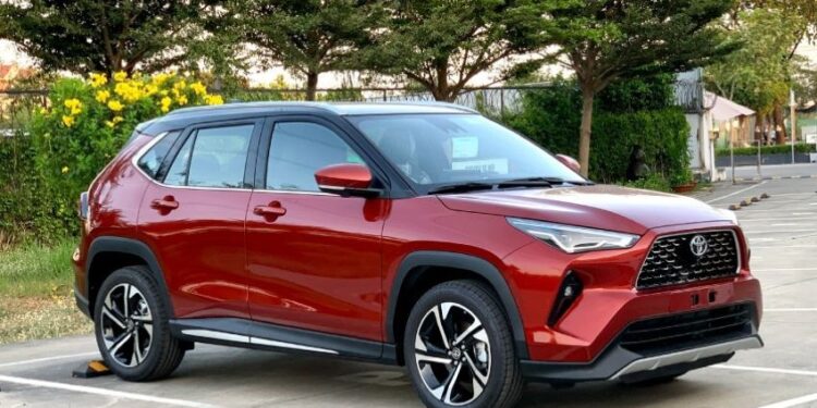 Toyota bán hơn 11.000 xe hybrid tại Việt Nam sau 9 tháng