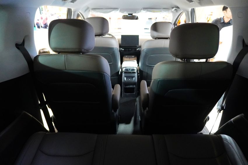 Ba hàng ghế bên trong Wuling Darion